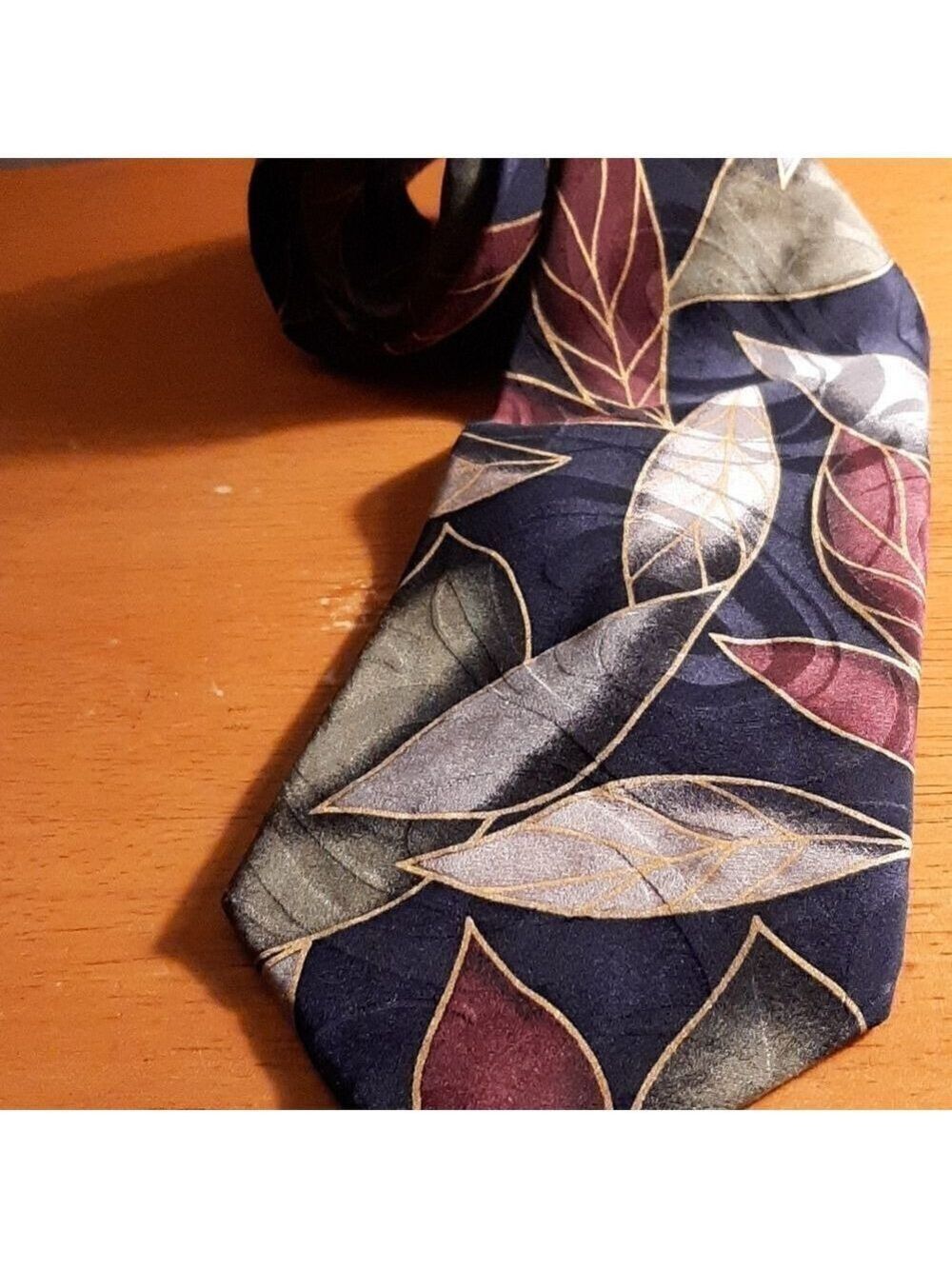 3/$20 Lazarus silk tie 